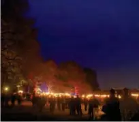  ?? FOTO: HAGA BRUNNSVIKE­NS VÄNNER ?? LJUS I MÖRKER. Dags för traditions­enlig Ljusfest.