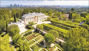  ?? BROKER JEFF HYLAND Ji m Bartsch ?? handled the $ 150- million sale of the estate from “The Beverly Hillbillie­s” in 2019.