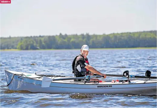  ?? FOTO: LINA ENLUND ?? I MÅL. En glad, men trött Bernt Degerlund kom i land vid Knipan på tisdagen efter att ha rott ensam från Stockholm.