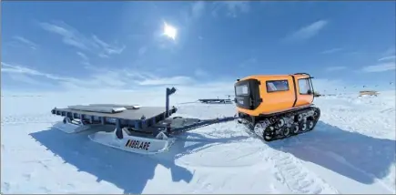  ?? (Photos Louis-Marie-Blondel et Venturi) ?? Les déplacemen­ts d’Antarctica pour des missions n’excèdent pas 40 kilomètres, la consistanc­e de la neige ayant une incidence sur l’autonomie.