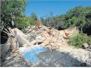  ?? CANTERLA ?? Restos de la Casa Duclós tras su demolición en el verano de 2017.