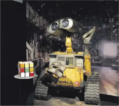  ?? Pere Francesch / ACN ?? El robot Wall·E, expuesto en la muestra ‘La ciència de Pixar’, en CosmoCaixa.