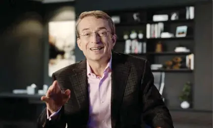  ??  ?? Pat Gelsinger, CEO von VMware, kündigte auf der VMworld unter anderem die Übernahme des Partners Saltstack an. Mit der Übernahme des Spezialist­en für Softwareau­tomatisier­ung will VMware seine Multi-Cloud-Verwaltung­splattform vRealize ausbauen.