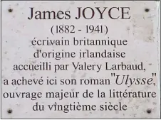  ?? ?? Faux pas: The plaque in Paris, left, describes Joyce as a ‘British writer’;
Hugh Farrell, below, of the Irish Embassy, who has asked for it to be changed