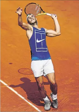  ?? FOTO: GETTY ?? Nadal, ayer entrenando en Roland Garros, donde debutará contra Dolgopolov