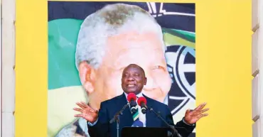  ?? Foto: AFP/Rodger Bosch ?? Cyril Ramaphosa will so schnell wie möglich Jacob Zuma im Amt des Staatspräs­identen beerben.