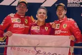  ?? LAPRESSE ?? Ultima goia Charles Leclerc (2O), lo stratega Inaki Rueda e Sebastian Vettel (1o) sul podio di Singapore