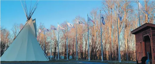  ?? ?? The Wanaki Centre includes cultural components in its wellness programmin­g for First Nations and Inuit adults based on Anishnabe teachings.