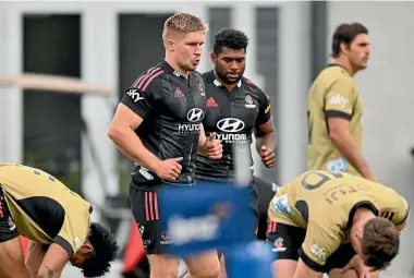  ?? GETTY IMAGES ?? Crusaders midfielder Jack Goodhue’s return from injury is timely for both his franchise and the All Blacks.