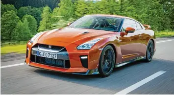  ?? Foto: Nissan ?? Der Porsche Schreck aus Fernost: Der Nissan GT R nimmt es mit den ganz Großen seiner Zunft auf – und das zu einem vergleichs weise kleinen Preis.