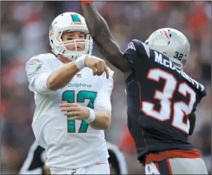  ?? File photo ?? The Miami Dolphins are expected to part ways with quarterbac­k Ryan Tannehill, a move that should enable the New England Patriots to have a smoother trip when they visit South Florida next season.