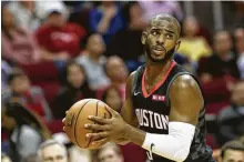  ?? Yi-Chin Lee / Staff photograph­er ?? Rockets guard Chris Paul believes a team must maintain an even keel during a season, never getting too high or too low.