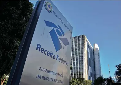  ?? Pillar Pedreira/Agência Senado ?? O processo de migração deve ser feito pelo site da Receita Federal, acessando o portal do Simples Nacional. Para fazer a migração, a empresa não pode ter nenhum débito não negociado