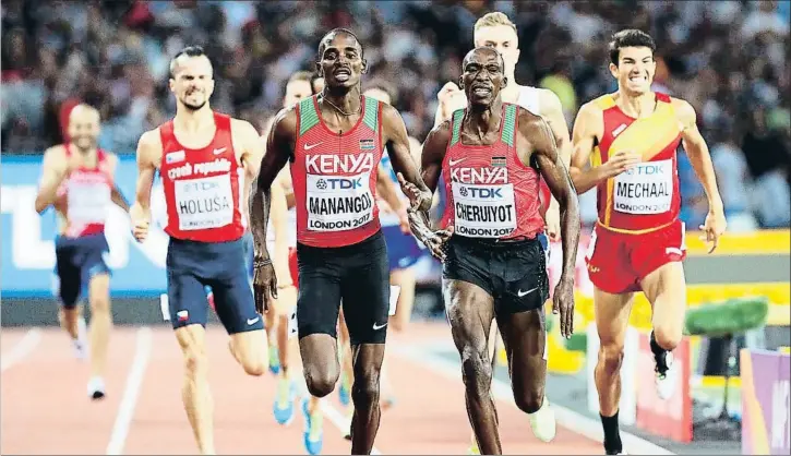  ?? SRDJAN SUKI / EFE ?? Manangoi corre hacia el oro, por delante de Cheruiyot, Ingebritse­n y Mechaal, anoche en Londres