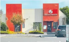  ?? Photos / Warren Buckland ?? Both Hastings and Flaxmere To¯ tara Health GP clinics will self-fund and continue free health care for their 14 to 17-year-olds.