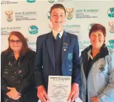  ?? ?? Rossouw Gericke from Point High in Mossel Bay with his teacher Charmaine Spies (right) and Dr Nina Viljoen, one of the judges.