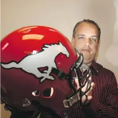  ?? CALGARY HERALD/FILES ?? Calgary Stampeders assistant general manager John Murphy is a candidate for the vacant GM’s job with the Saskatchew­an Roughrider­s.