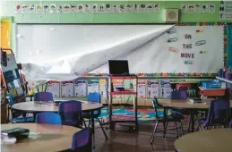  ?? ERIN SCHAFF/THE NEW YORK TIMES 2020 ?? Learning delays and regression­s were most severe in developing countries and among lowincome families. Above, a classroom in Baltimore.