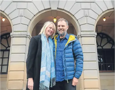  ?? Picture: Kim Cessford. ?? Andy Duncan and fiancée Shona Campbell at Hill of Tarvit mansion house, where they will marry next month.
