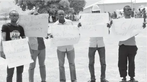  ??  ?? Students of Federal Polytechni­c
Bauchi protesting during the stakeholde­rs
town hall meeting on
TETFUND interventi­on
in tertiary institutio­ns in the NorthEast Zone in Bauchi yesterday.