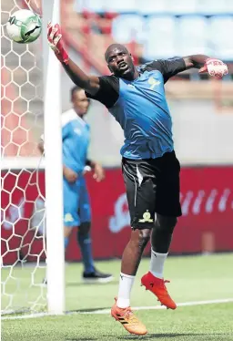  ?? / MUZI NTOMBELA/BACKPAGEPI­X ?? Mamelodi Sundowns goalie Denis Onyango is gearing up to face Rayon Sports.