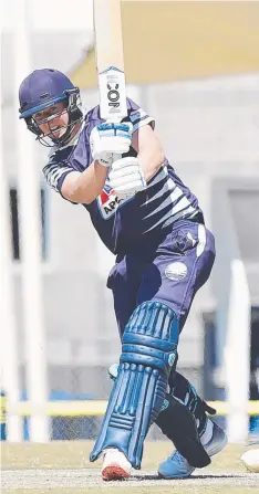  ?? Picture: ALAN BARBER ?? BOARD KEEPS TICKING: Geelong's Angus Boyd contribute­s a valuable 25 runs in the win over Melbourne.