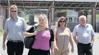  ??  ?? RAPE survivor Candice Bowman (in pink) with her boyfriend Stuart Turk and close friends Chantel van Winkel and Gordon Swensson. Bowman left the Westville Prison yesterday hopeful that her abuser would not be granted parole.