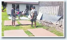  ?? Picture: SUPPLIED/CORUNNA BOXING CLUB ?? Left: Corunna Boxing Club members doing some paint works.