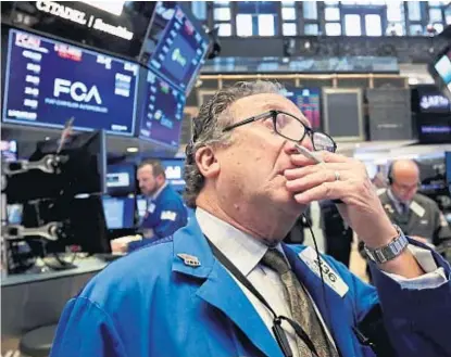  ?? (AP) ?? Wall Street. Los ADRs argentinos subieron hasta el 15 por ciento, y luego moderaron su alza.