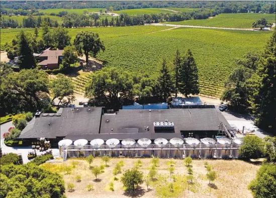  ?? Photograph­s by Josh Edelson For The Times ?? ALEXANDER Valley Vineyards in Sonoma County is feeling the pinch of the trade war with China, where each U.S. bottle faces a 93% surcharge in taxes and tariffs.