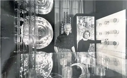  ?? ?? Gregorio Vardanega y Martha Boto en su atelier de París.
