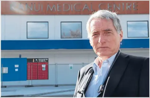  ?? Photo: MONICA TISCHLER ?? Vision complete: Ranui Medical Clinic general practition­er John Lindsay outside the new Ranui Medical Centre which opens today.