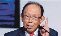  ?? PIC BY ASYRAF HAMZAH ?? World Islamic Economic Forum Foundation chairman Tun Musa Hitam will continue to head a sevenmembe­r jury.