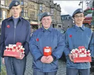  ?? 17_t45poppy05 ?? FUNDRAISER­S: Air Training Corp were selling poppies: Corporal Martin Hendrickse­n, Cadet Duncan Turner and Cadet Alexander
Hardie.