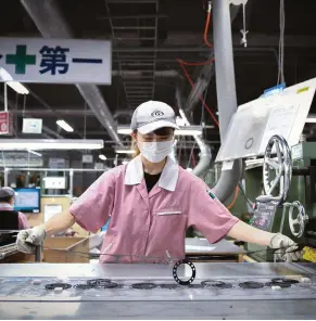  ?? ?? Japan has retained more of its manufactur­ing base