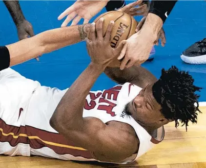  ?? WILLIE J. ALLEN JR./ORLANDO SENTINEL ?? The Heat’s Jimmy Butler has taken a hands-on approach with his defense this season.
HEAT