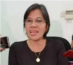  ?? TERESA ELLERA PHOTO ?? PROVINCIAL INVESTMENT Officer Lucille Gelvolea will serve as the Bacolod City Administra­tor▪