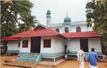  ?? ABDUL RAHMAN/Gulf News ?? The Cheraman Juma Masjid in Kodungallu­r is reckoned to be the world’s second where Juma prayers started.