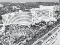  ?? PEDRO PORTAL Miami Herald file ?? The Fontainebl­eau Hotel in Miami Beach will host ‘Miami Race Nights, a three-night, poolside music experience.