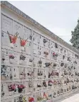  ?? RP-FOTO: DPA ?? Eine Kolumbarie­n-Wand auf einem Friedhof in Venedig