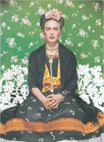  ?? La muestra incluye una colección de 28 fotografía­s tomadas a Frida Kahlo y 19 posters que ilustran su obra. Cortesía/La República ??