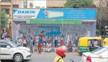  ??  ?? A fully air-conditione­d bus shelter in Lajpat Nagar