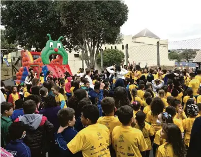  ?? ?? Alunos da escola localizada na zona norte de Londrina participar­ão de oficinas durante três meses