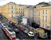  ?? Foto: M. Šula, M. Stránská, MAFRA ?? Miliardy v pozemcích Všeobecná fakultní nemocnice v centru Prahy (nahoře) nebo Fakultní nemocnice u sv. Anny v Brně (vpravo). Obě disponují lukrativní­mi pozemky, které by se daly developers­ky využít.