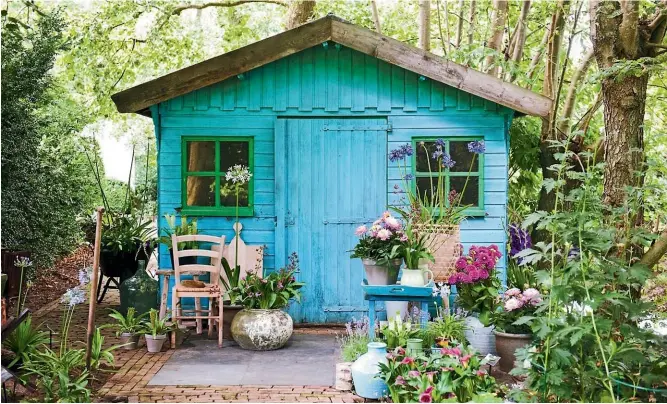  ??  ?? One advantage of converting a shed into an office space is that it’s a quick way to create another room.