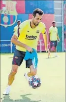  ?? FOTO: FCB ?? Busquets tiene a De Jong por delante