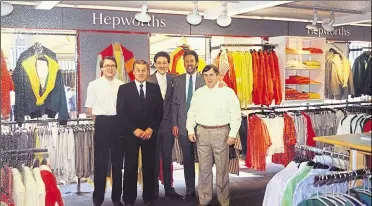  ?? ?? Ron Kinslow (far left) as a senior salesman at Hepworths in Week Street in 1984