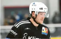  ?? Foto: Ernst Mayer ?? David Zachar machte gegen Pfronten erneut ein starkes Spiel. Der Tscheche steht seit dieser Saison im Kader der Burgauer.