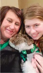  ?? JENNIFER SMITH VIA AP ?? Jayme Closs (right) and her aunt, Jennifer Smith, pose together in this photo taken Friday in Barron, Wisconsin.