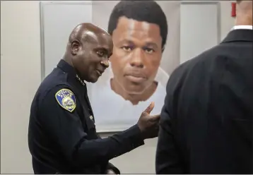  ?? CLIFFORD OTO/THE RECORD VIA AP ?? Stockton Police Chief Stanley McFadden speaks Saturday at the Stockton Police Department headquarte­rs in Stockton.